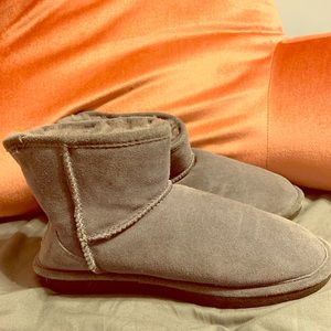 Bear paw boots